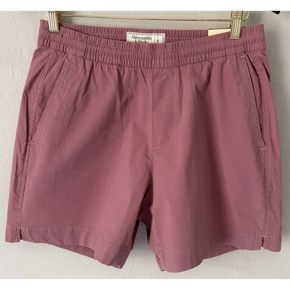 NWT Abercrombie & Fitch Mens 7 Inch Pull-On Shorts S Mauve Pink Elastic Waist